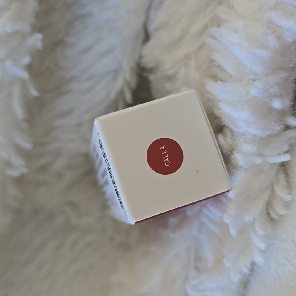 Lithe Nourish & Glow Lipstick In The Color: Calla NEW/Sealed - Picture 3 of 6